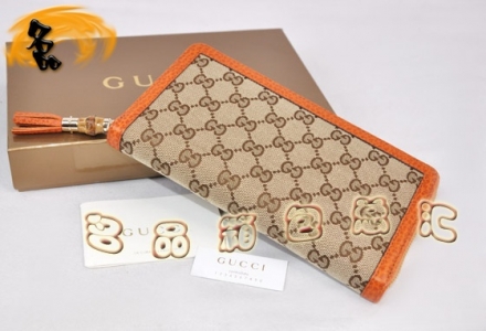 232977 GuccipGLXA GucciX Gucci Gucci ɫ
