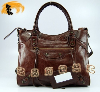 084616  BalenciagaC܇ ҆μ MţƤrŮ ɫ