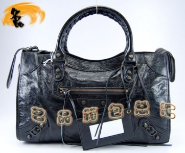 115748S  ҙC(j)܇(ch) Balenciagaμ M(jn)Ƥr(sh)Ů  ɫ