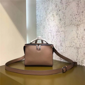 6238 FENDI ҵ L(zhng) СţƤ ʿ б ɫ