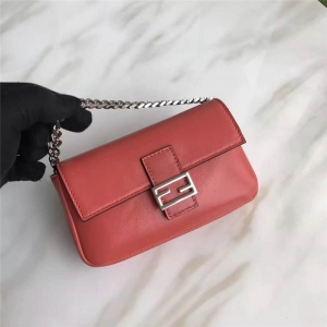 212 FENDI ҵ r(sh)bMICRO BAGUETTE wpF 朗l б utɫ