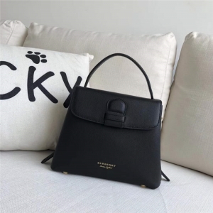 Burberry͌  ژn ذ ø ɫ