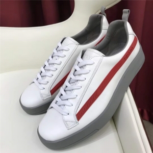 PRADA _Ь ԭSƤ PRADAЬ ٷ¿ ɫ