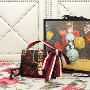 524405 GUCCI Sylvie¿ zqƴƤ Y μŮ tɫ