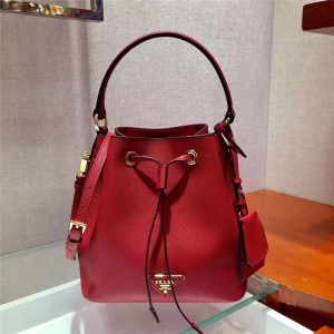 1BE032 Prada_ Ůʿeμ ʮּyţƤ PradaбˮͰ tɫ