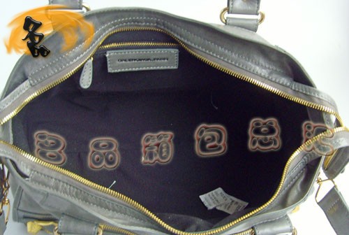 084328B BALENCIAGA  C܇ ɫ ¿e б