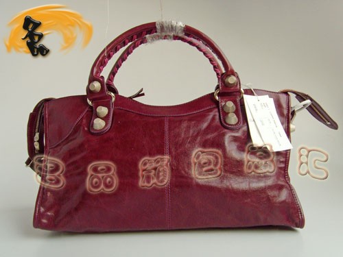084328A ҕr BALENCIAGAC܇ ¿eŮʿб