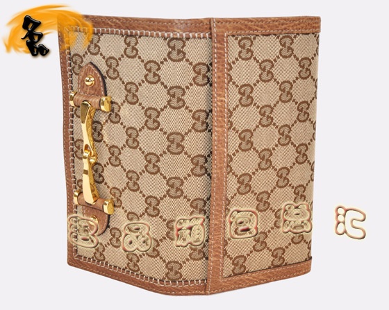 224258 һһƷ| Gucci¿ GucciLX Gucci(jng)䷫ŮʿXA ɫ