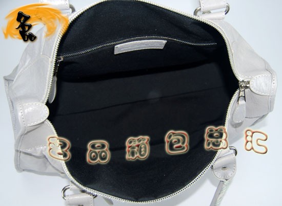 084324A BalenciagaŮ   MƤreŮ \ɫ