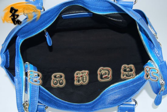 084328A  BalenciagaŮ   MƤreŮ {ɫ