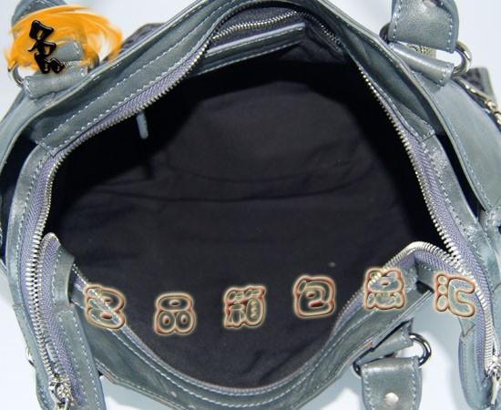 084332A Balenciagaμ ҙC܇ MţƤŮ yɫ
