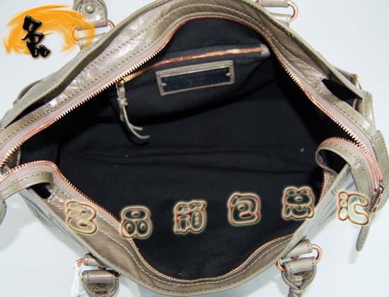 084332C  Balenciaga ҆μ MţƤ(jng)rŮ yɫ