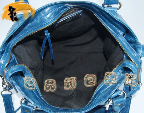 084616  BalenciagaC܇ ҆μ MţƤrŮ {ɫ