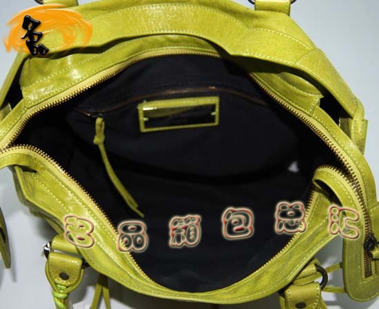 115748L Balenciagaμ  ҙC(j)܇(ch)   M(jn)Ƥr(sh)Ů \Gɫ