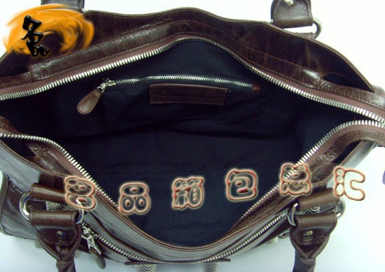 173084A  Balenciaga ҆μ M(jn)ţƤ(jng)r(sh)Ů C(j)܇(ch) ɫ