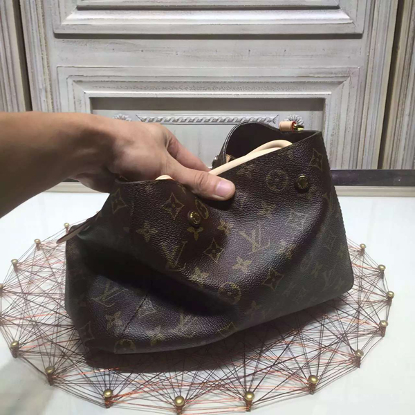 ηֱMontaigneϵLVƷ|