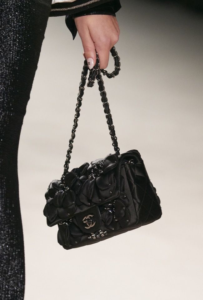 Chanel ɫz|wDClassic Flap ϵִ$78,300