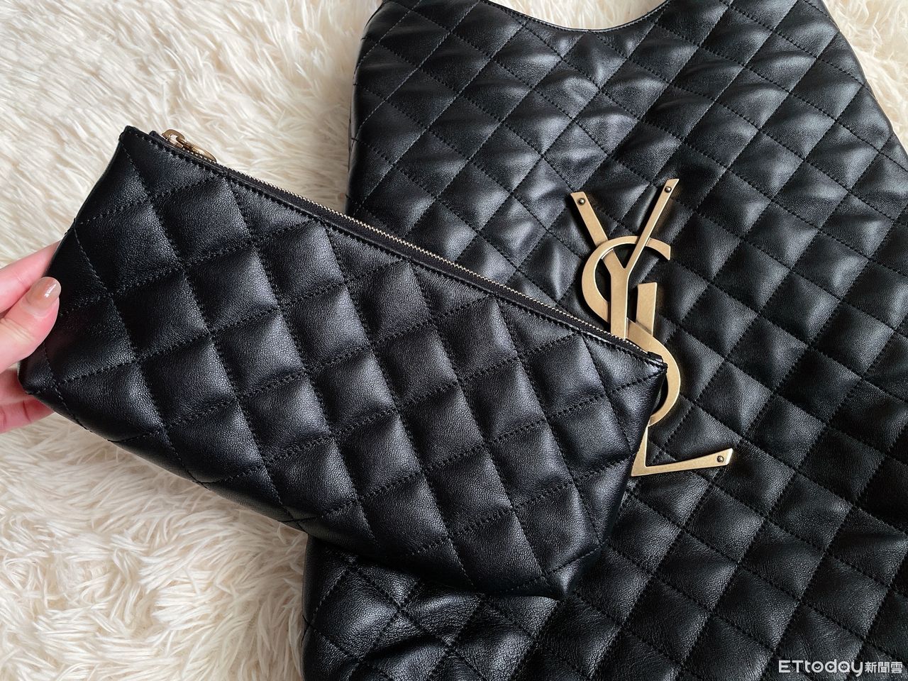 YSL ICARE Dӛtzz