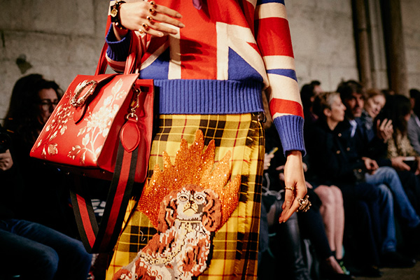 GUCCIȫÓf2017紺rb